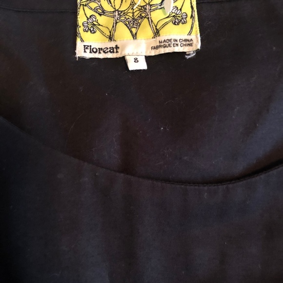 Anthro Embroidered dress with green belt - Picture 2 of 2